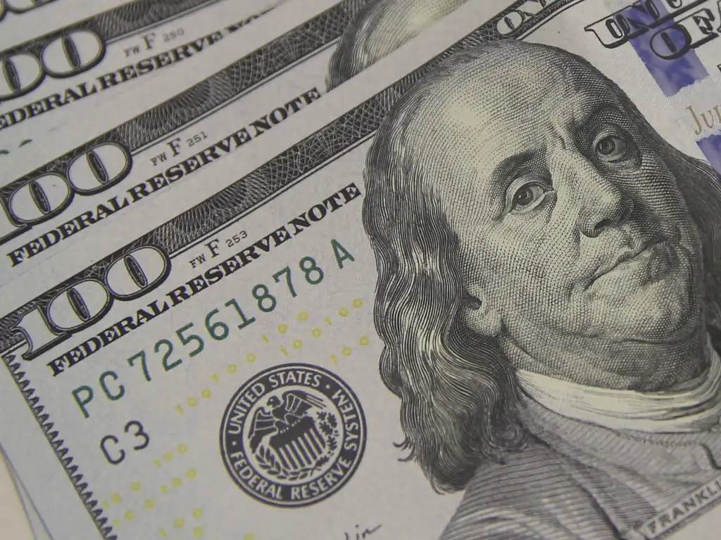 dólar